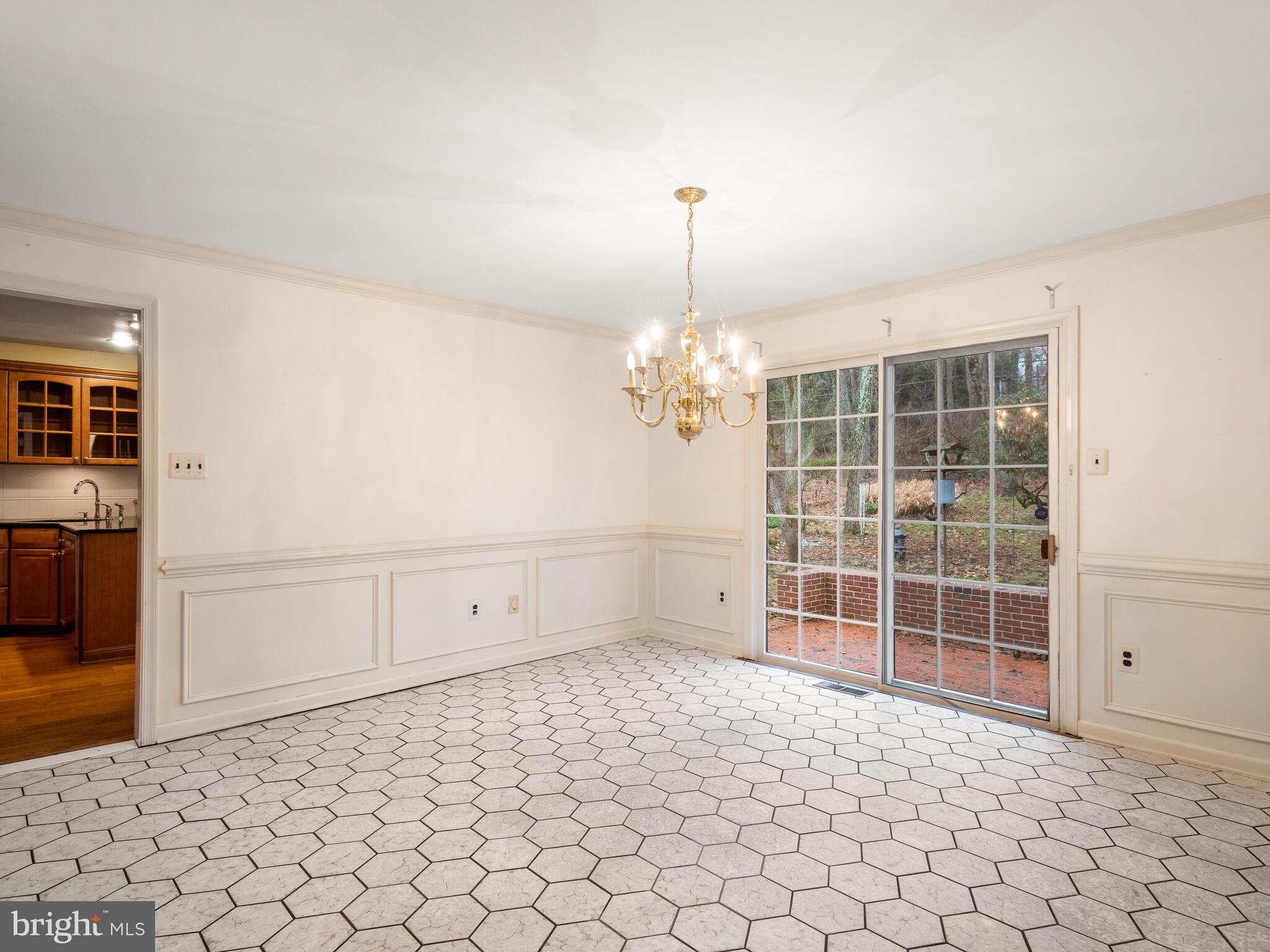 4 Oaktree Hollow Road West Chester, PA 19382 - Photo 9 of 43 Gallery Image 9