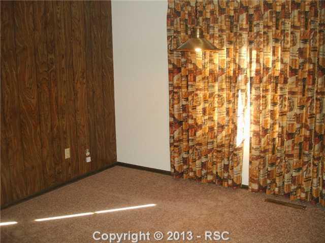 2865 Valencia Road Colorado Springs, CO 80917 - Photo 8 of 20 Gallery Image 8