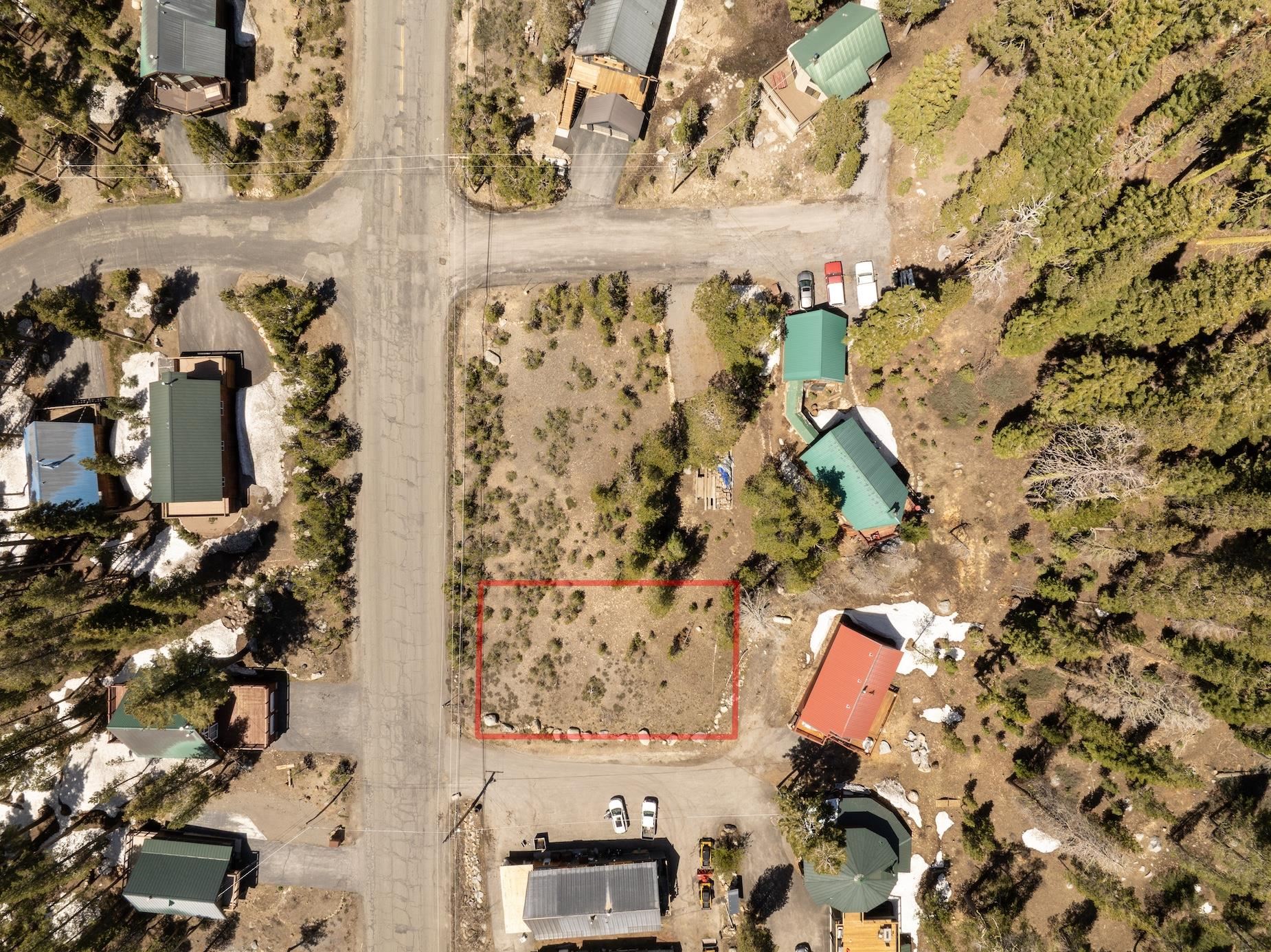 6784 Soda Springs Road Soda Springs, CA 95728 - Photo 6 of 15