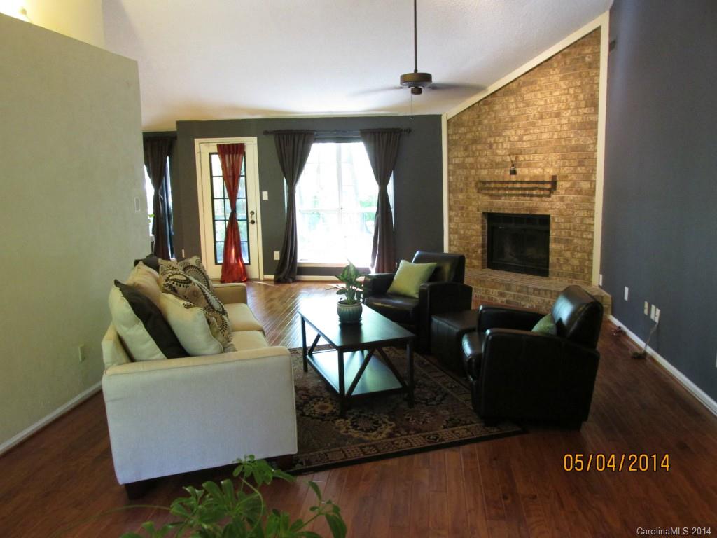 6914 Porterfield Road Charlotte, NC 28226 - Photo 3 of 16 Gallery Image 3