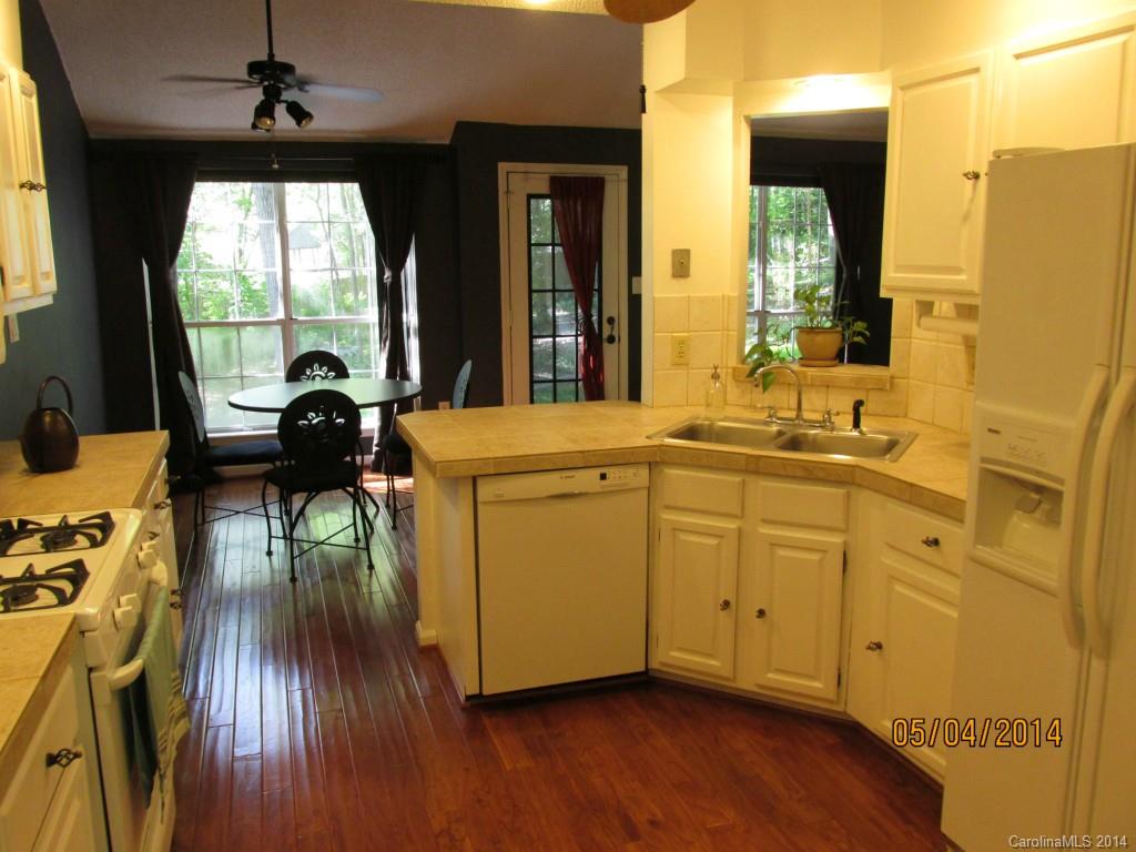 6914 Porterfield Road Charlotte, NC 28226 - Photo 5 of 16 Gallery Image 5