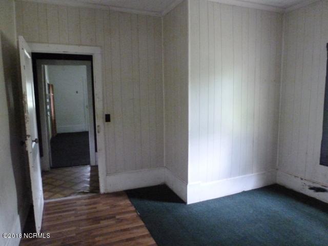 255 Sandlin Road Beulaville, NC 28518 - Photo 14 of 22 P1100252