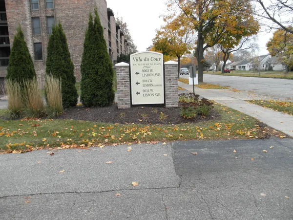 $103,500 | 3635 North Tucker Place, Unit 210, Milwaukee, WI 53222