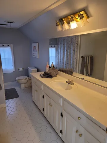 $430,000 | 522 West College Street, Brownsville, TN 38012