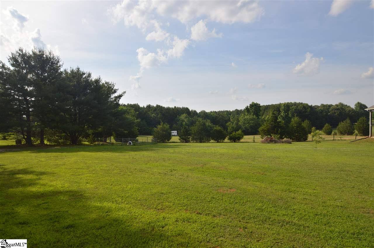 4067 Bible Church Road Boiling Springs, SC 29316 - Photo 25 of 30