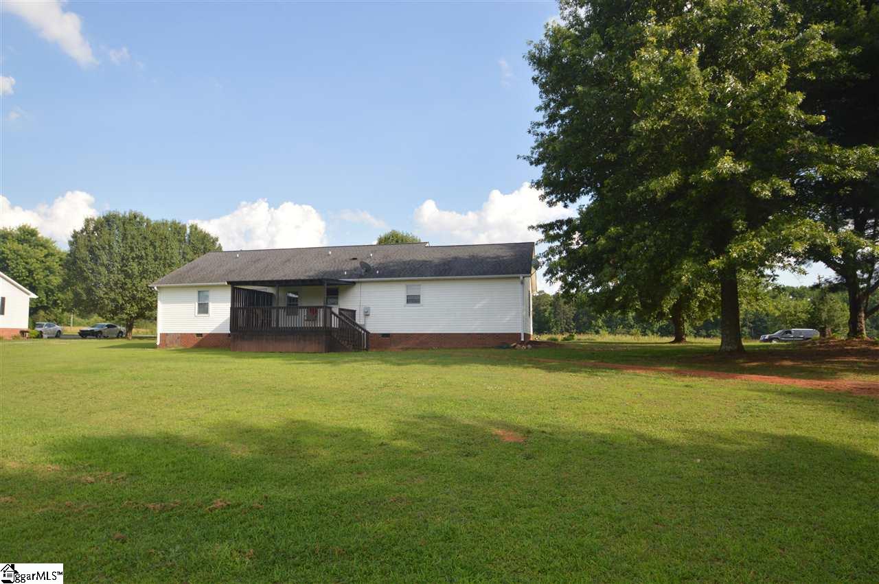 4067 Bible Church Road Boiling Springs, SC 29316 - Photo 26 of 30