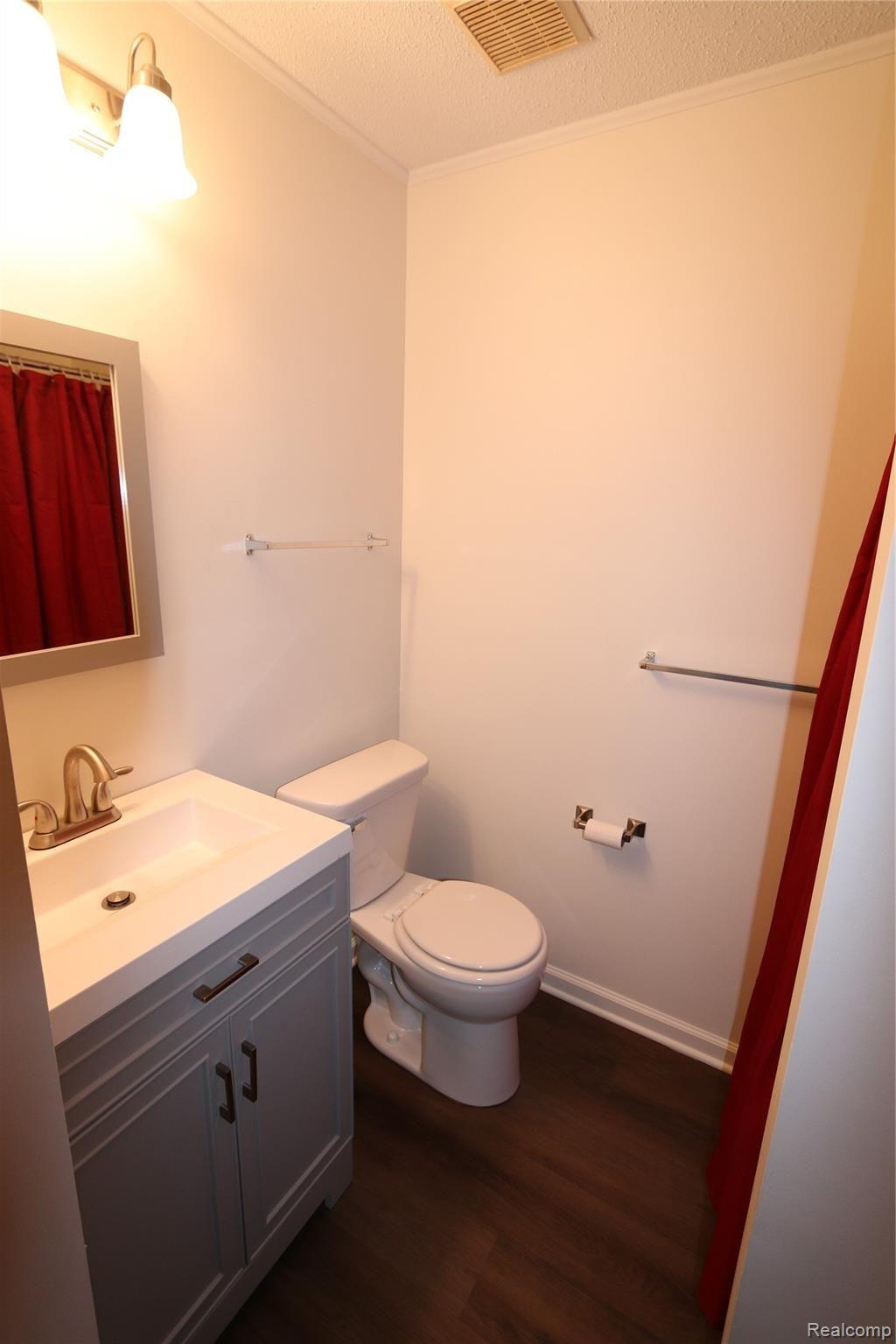 6040 West Coon Lake Road Howell, MI 48843 - Photo 20 of 58 7.JPG