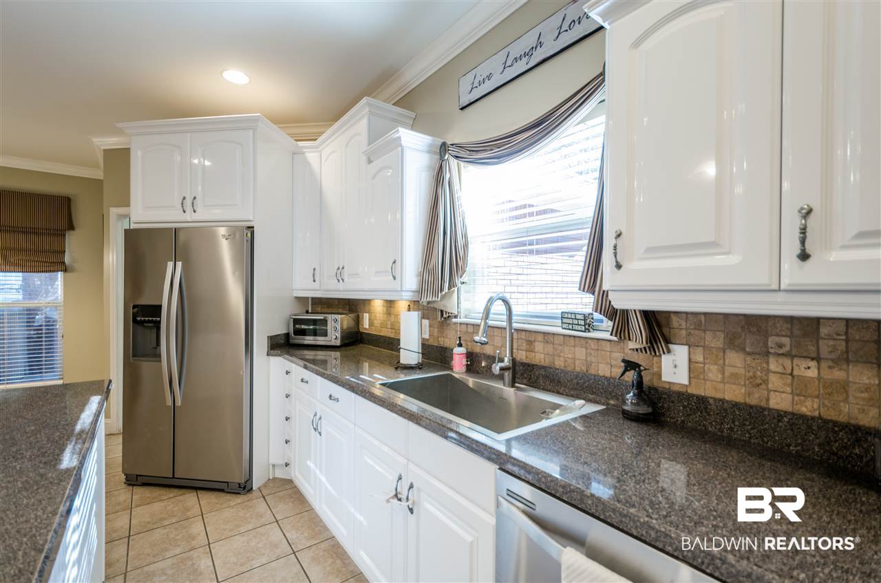 4509 Pine Avenue Saraland, AL 36571 - Photo 10 of 29