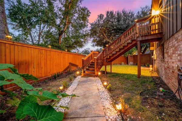 $349,900 | 21207 Abbey Oak Circle, Houston, TX 77073