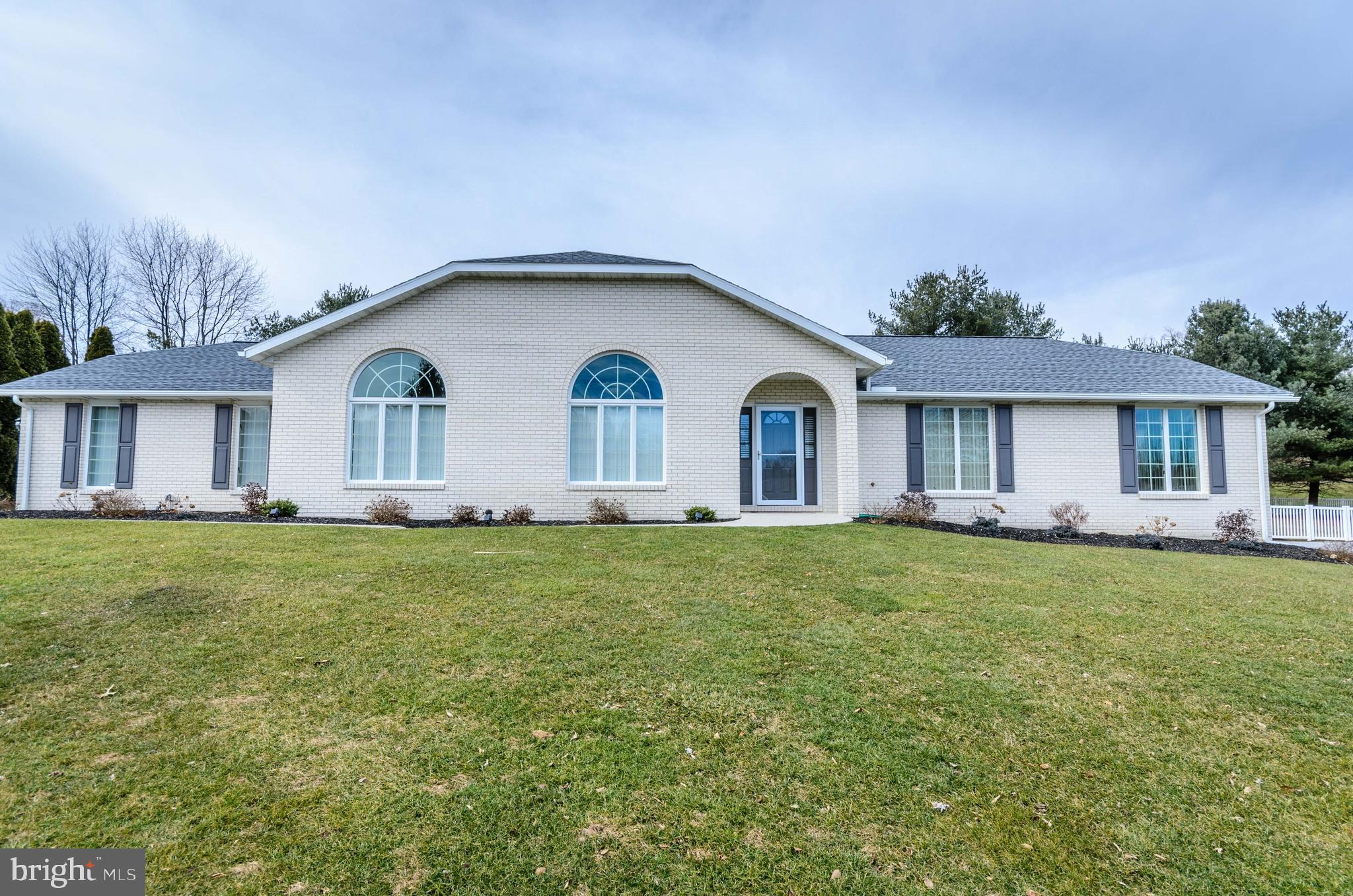 3609 Cheltenham Road York, PA 17402 - Photo 2 of 40 Gallery Image 2
