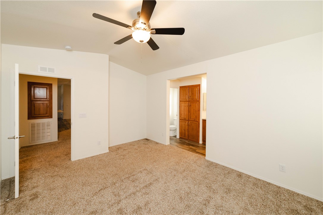 2001 Gold Road Kingman, AZ 86401 - Photo 23 of 57 Master Bedroom