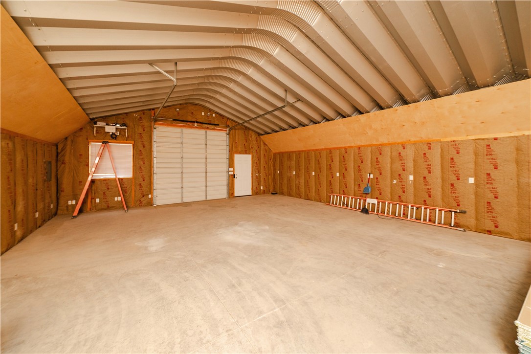 2001 Gold Road Kingman, AZ 86401 - Photo 38 of 57 Easy access 4 car garage or biggest workshop ever!