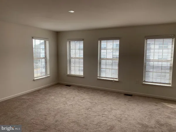 $3,000 | 3705 Chippendale Circle, Woodbridge, VA 22193