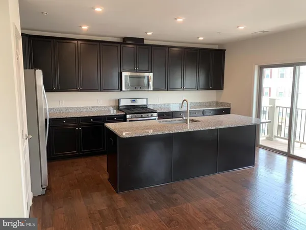 $3,000 | 3705 Chippendale Circle, Woodbridge, VA 22193