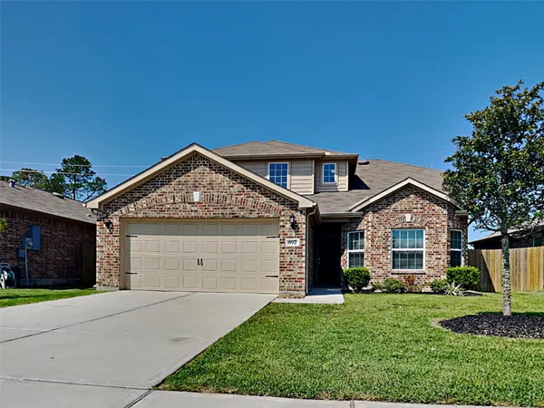 $2,329 | 692 Totem Trail Drive, La Marque, TX 77568