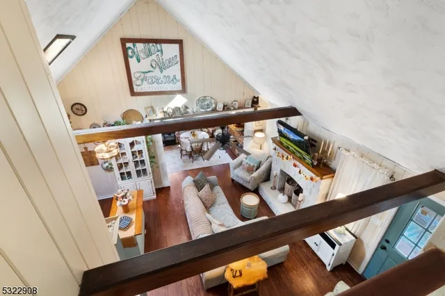 a view of an entryway