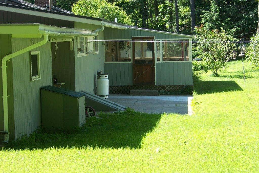 5 Green Street Springvale, ME 04083 - Photo 6 of 34 Back view