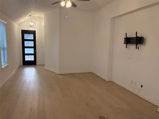 $2,250 | 200 Dycus Bend, Liberty Hill, TX 78642