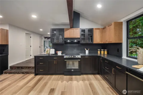 $1,299,980 | 1311 Southwest Lake Roesiger Road, Snohomish, WA 98290