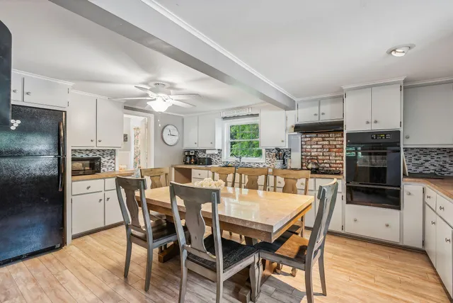 $995,000 | 7 Cappy's Lane, York, ME 03909