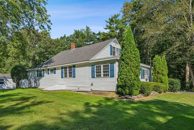 $995,000 | 7 Cappy's Lane, York, ME 03909