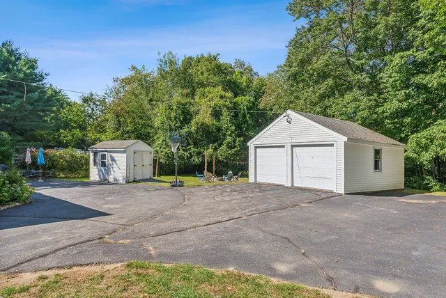 $995,000 | 7 Cappy's Lane, York, ME 03909