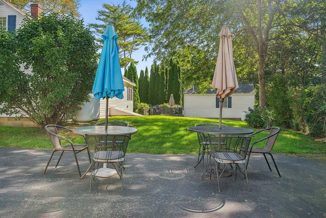 $995,000 | 7 Cappy's Lane, York, ME 03909