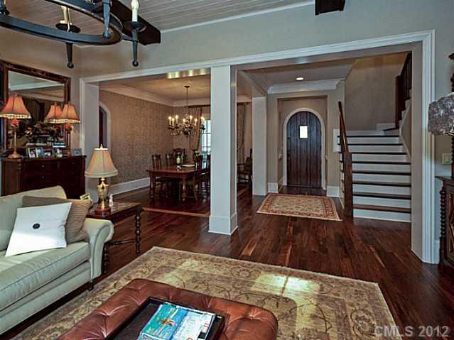 3419 Foxcroft Road Charlotte, NC 28211 - Photo 2 of 16