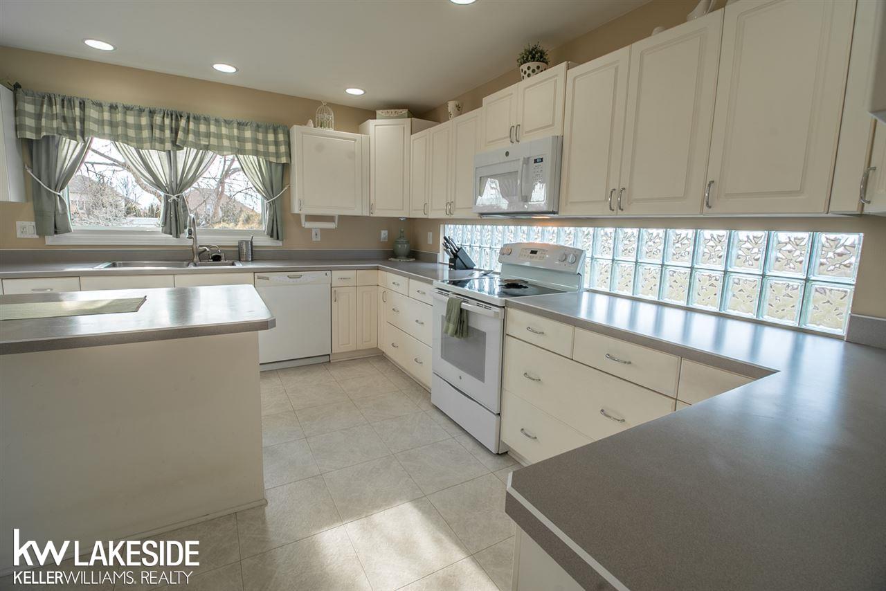 52301 Sass Road Chesterfield, MI 48047 - Photo 15 of 42