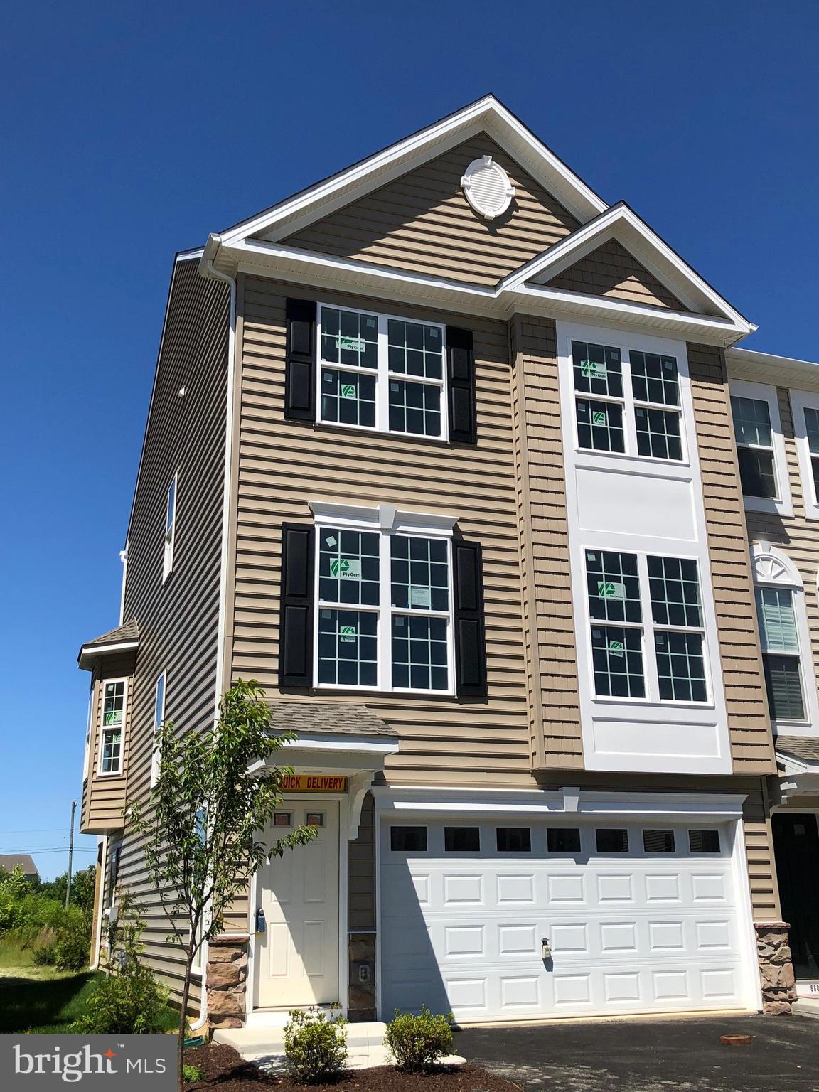 685 Courtly Road Townsend, DE 19734 - Photo 1 of 12 Exterior