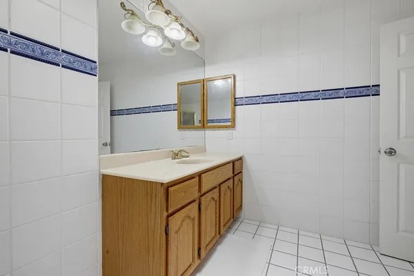 $1,370,000 | 4171 Paseo De Plata, Cypress, CA 90630