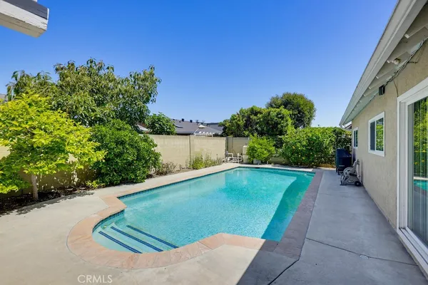 $1,370,000 | 4171 Paseo De Plata, Cypress, CA 90630
