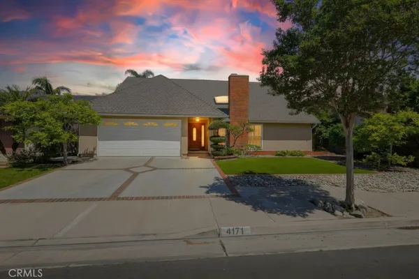 $1,370,000 | 4171 Paseo De Plata, Cypress, CA 90630