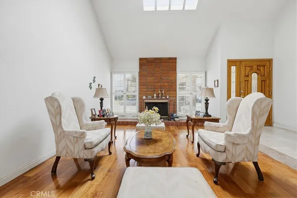 $1,370,000 | 4171 Paseo De Plata, Cypress, CA 90630