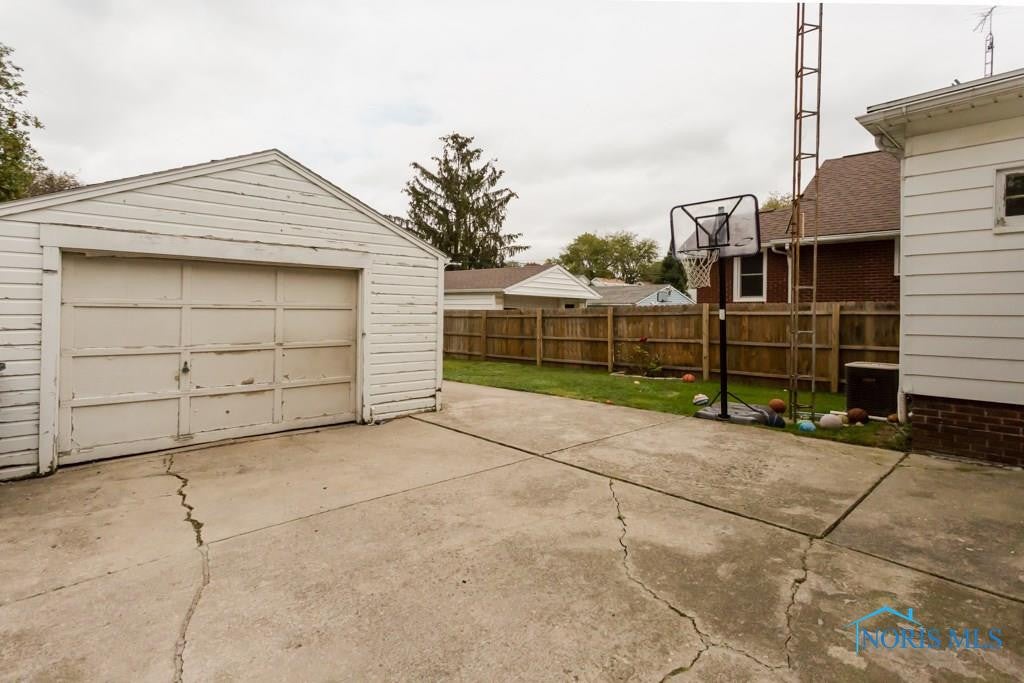 940 Alvison Road Toledo, OH 43612 - Photo 30 of 36 Gallery Image 30