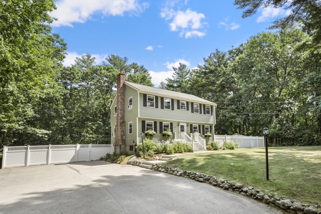 87 Ipswich Road Boxford, MA 01921 - Photo 2 of 42