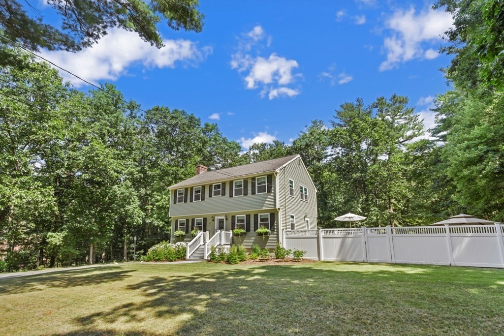 87 Ipswich Road Boxford, MA 01921 - Photo 3 of 42
