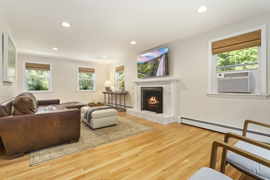87 Ipswich Road Boxford, MA 01921 - Photo 9 of 42