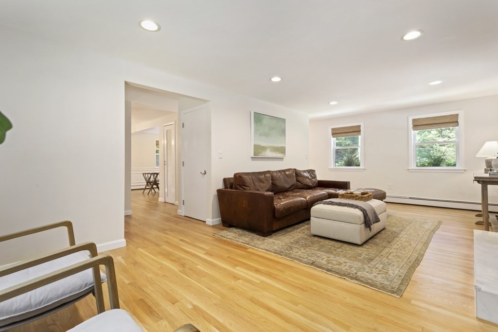 87 Ipswich Road Boxford, MA 01921 - Photo 10 of 42