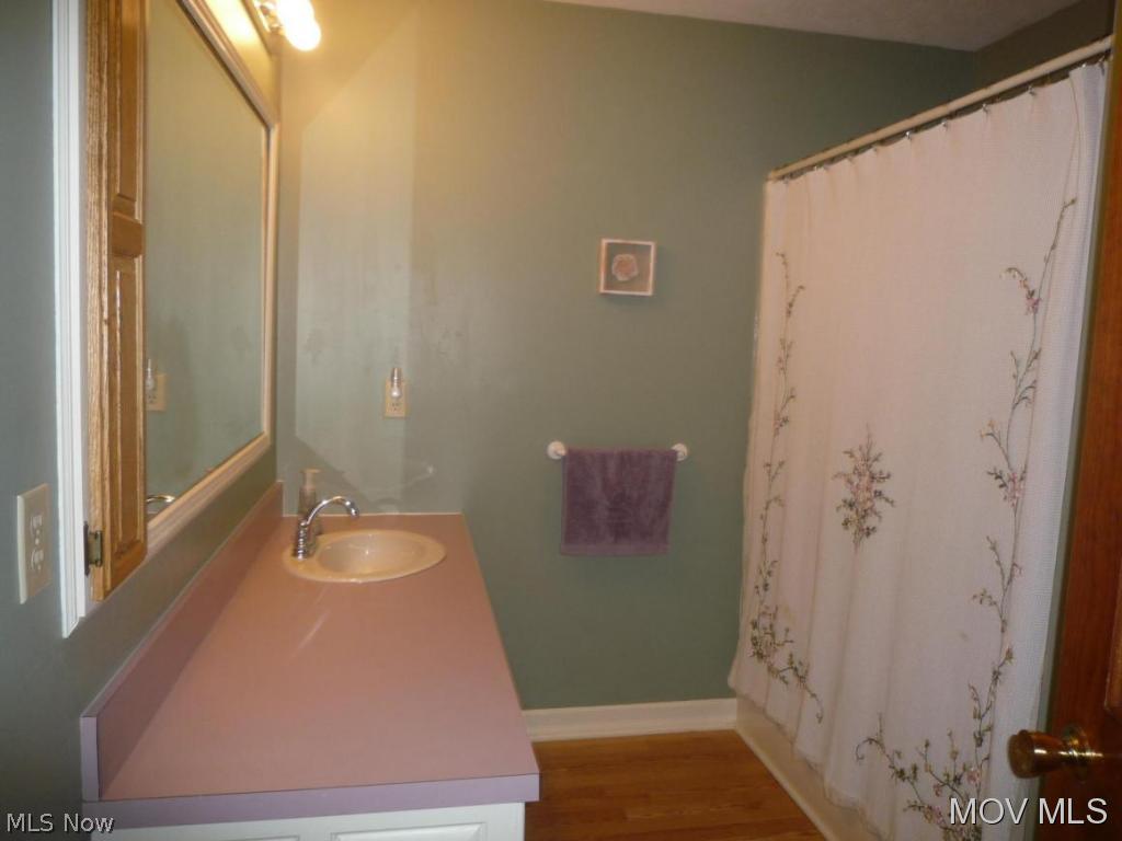 315 New England Ridge Road Washington, WV 26181 - Photo 17 of 24 Bathroom #2