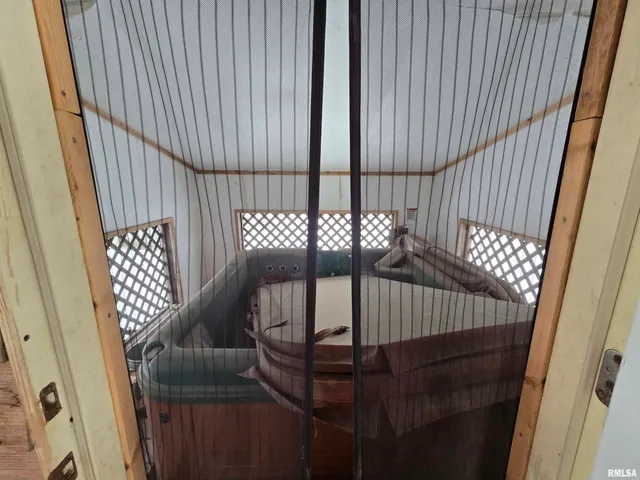 $75,000 | 111 East Chestnut Street, Mount Sterling, IL 62353