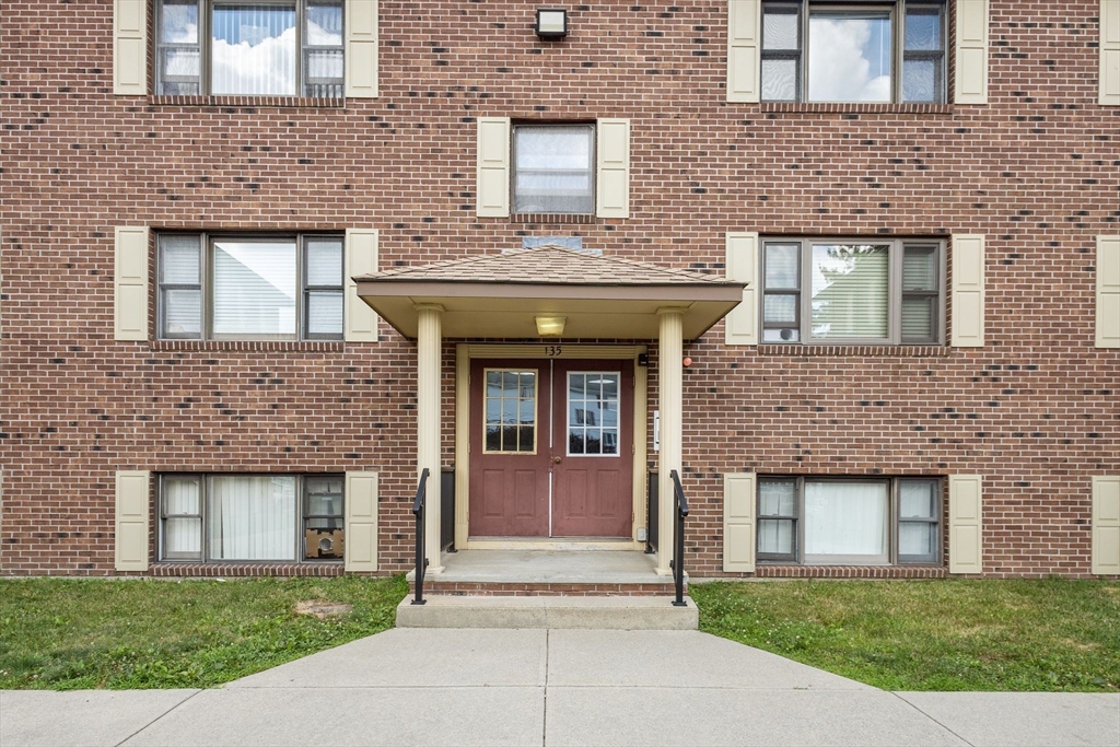 135 Vale Street, Unit 16 Fall River, MA 02724 - Photo 26 of 29