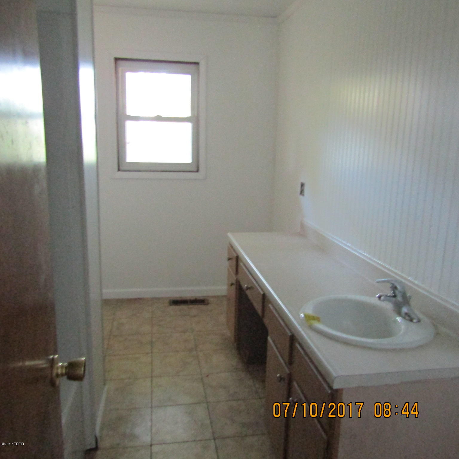 70 Church Street Raleigh, IL 62977 - Photo 7 of 13 Gallery Image 7
