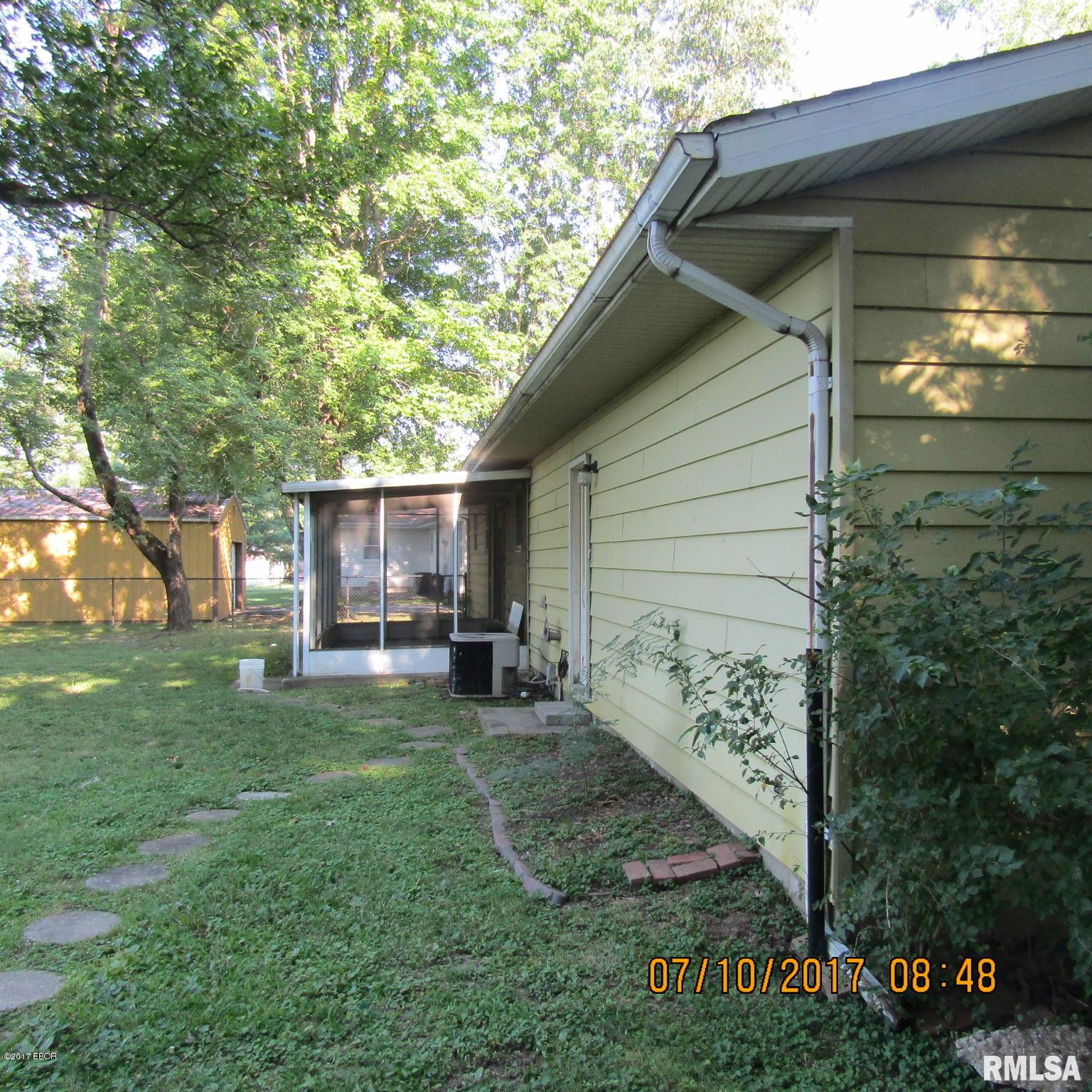 70 Church Street Raleigh, IL 62977 - Photo 8 of 13 Gallery Image 8