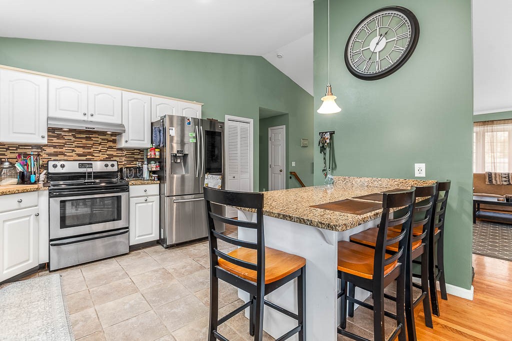 23 Detroit Avenue Warren, RI 02885 - Photo 18 of 43