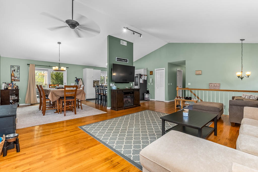 23 Detroit Avenue Warren, RI 02885 - Photo 28 of 43