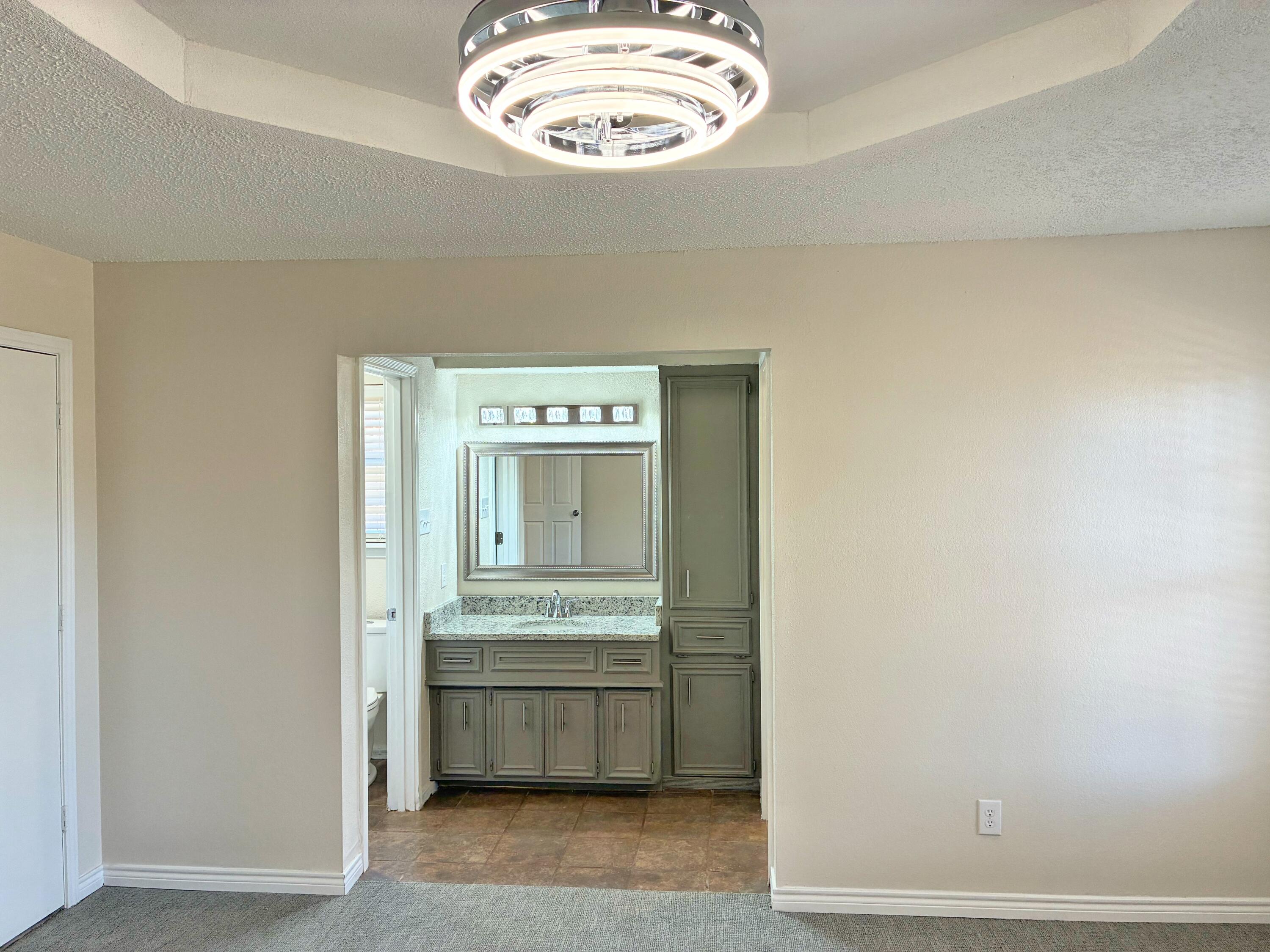 4904 64th Street Lubbock, TX 79414 - Photo 18 of 49 4904 64th Street Primary