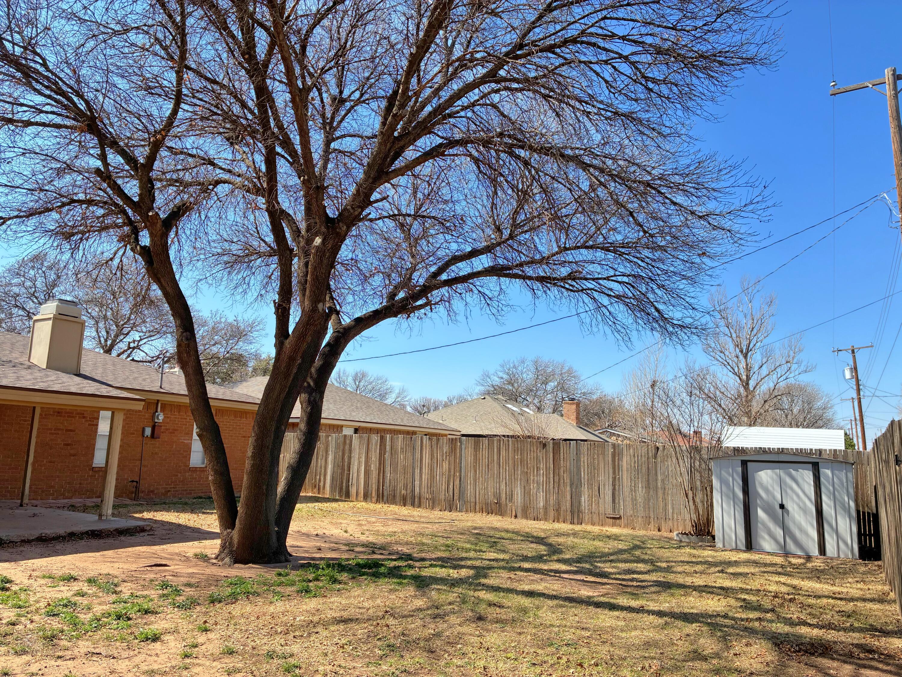 4904 64th Street Lubbock, TX 79414 - Photo 44 of 49 Large Backyard