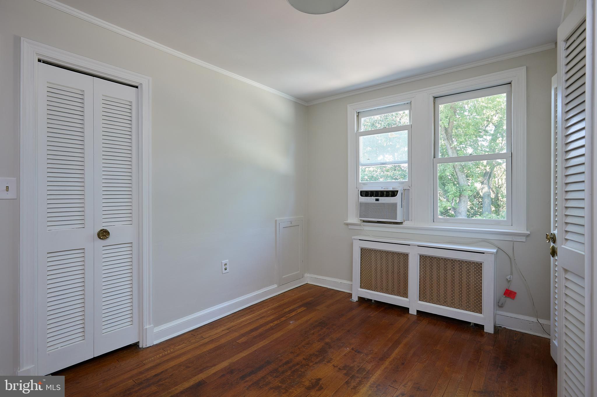2022 Tunlaw Road Northwest Washington, DC 20007 - Photo 18 of 33 Gallery Image 18
