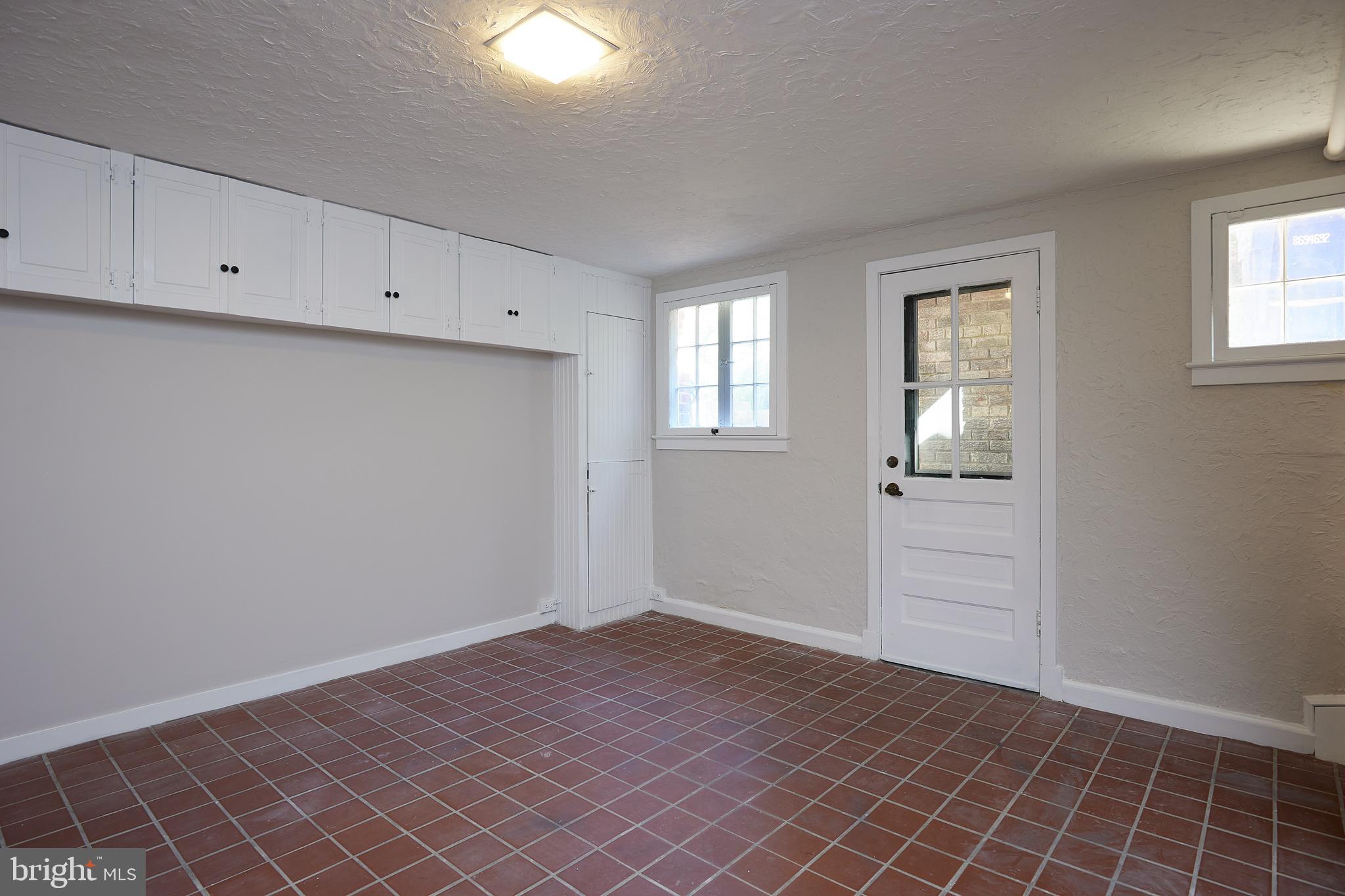 2022 Tunlaw Road Northwest Washington, DC 20007 - Photo 21 of 33 Gallery Image 21